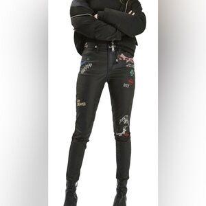TOPSHOP MOTO JAMIE COATED FAUX LEATHER BLACK JEANS W28 L30 SCRIBBLE EMBROIDERY